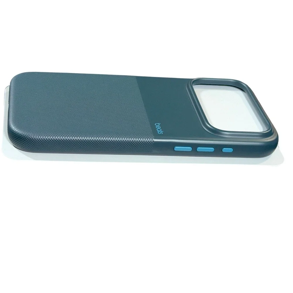 Cc4O Beats - iPhone 17 Pro Max Rugged Case w/MagSafe & Camera Control Rocky Blue